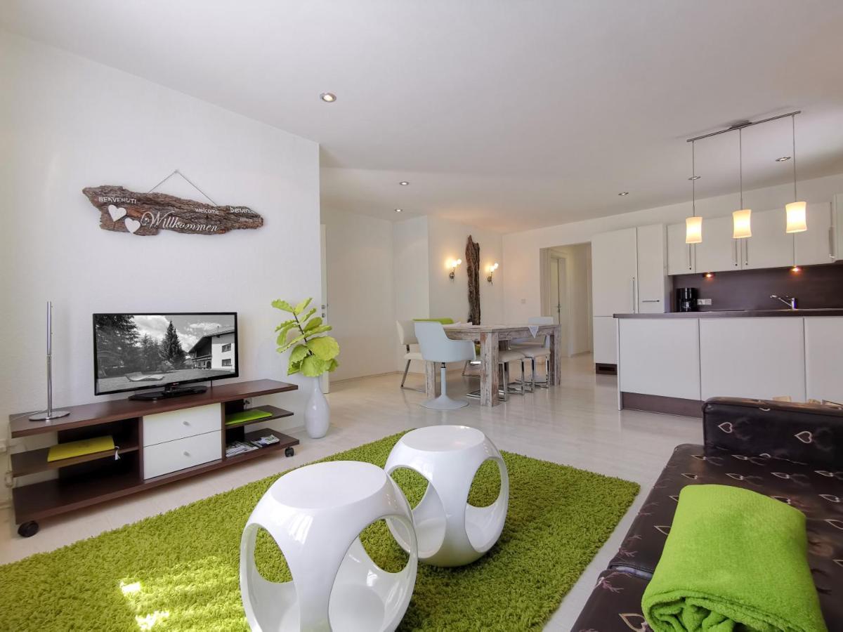 Das Alpenblick & Outdoor Lodge Nauders Exteriör bild