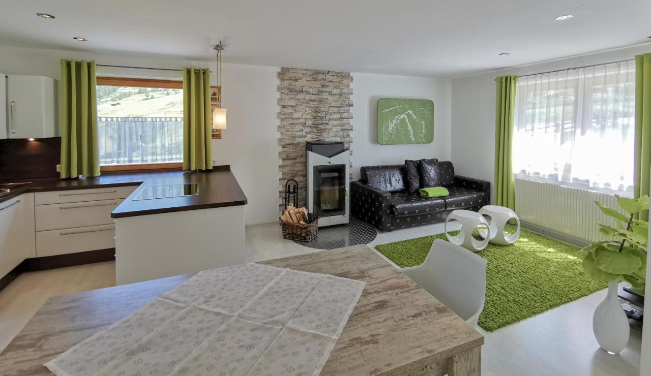 Das Alpenblick & Outdoor Lodge Nauders Exteriör bild