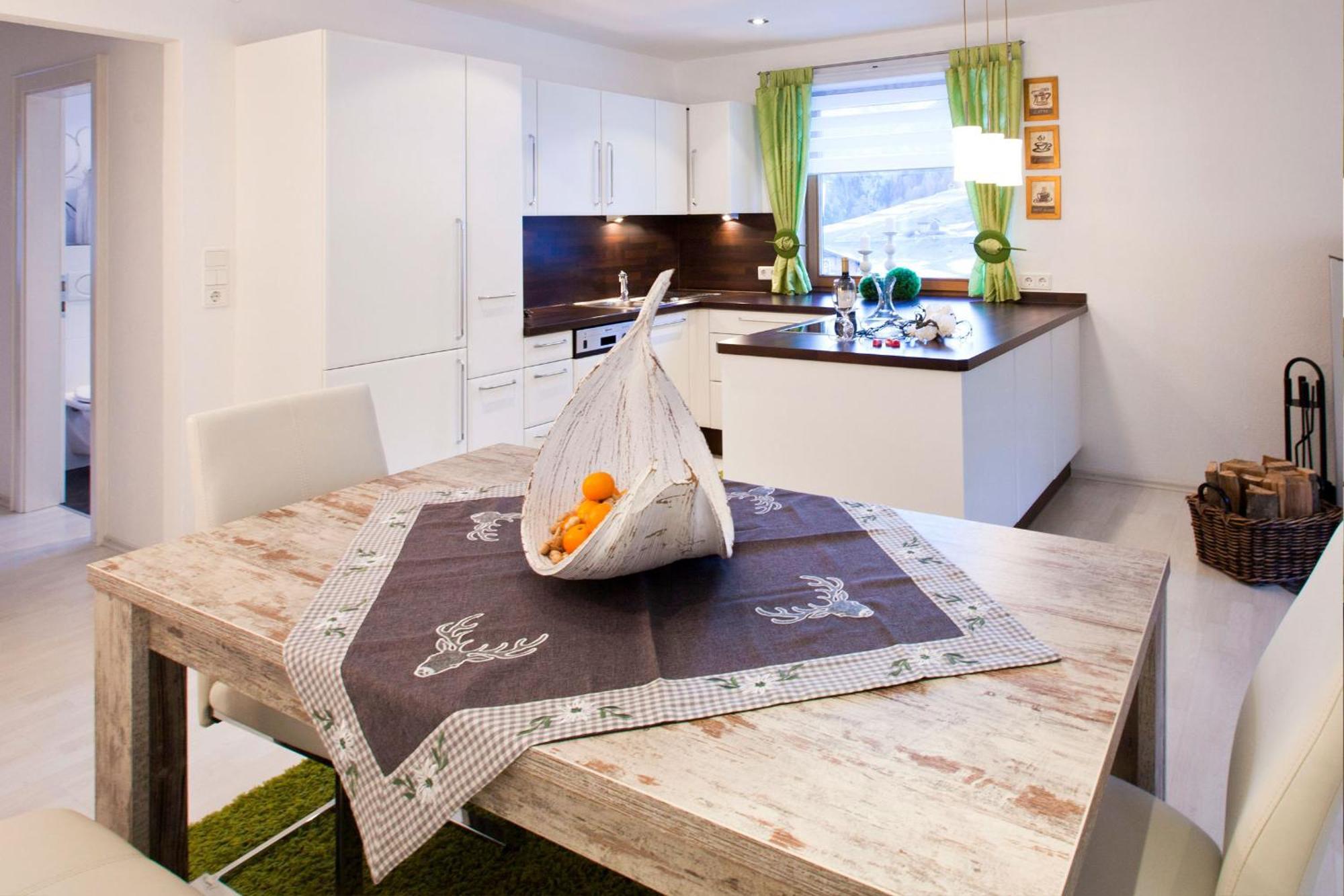 Das Alpenblick & Outdoor Lodge Nauders Rum bild